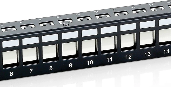 Equip Patchpanel für Keystone Module 19" , 24-Port, 1HE, 19", 1HE, schwarz