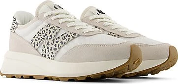 New Balance 370 moonbeam