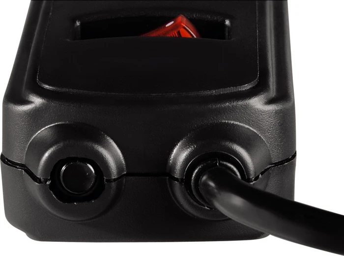 Hama Steckdosenleiste Protection mit Schalter, Netzfilter, Überspannungs- und TV-Schutz, 6-fach, 1.5m, schwarz
