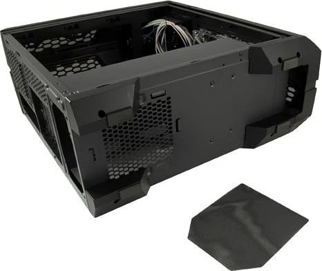 LC-Power Gaming 983B Silent Interceptor, schallgedämmt