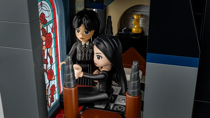 LEGO Wednesday - Morticias Landhaus