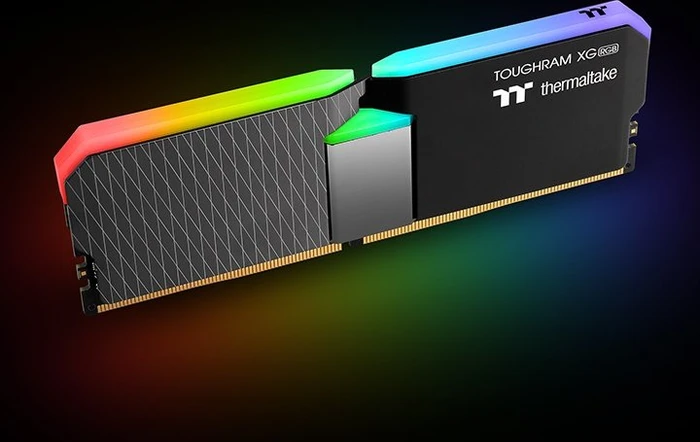 Thermaltake Toughram XG RGB Memory UDIMM 16GB Kit, DDR4-3600, CL18-19-19-39, 1RX8