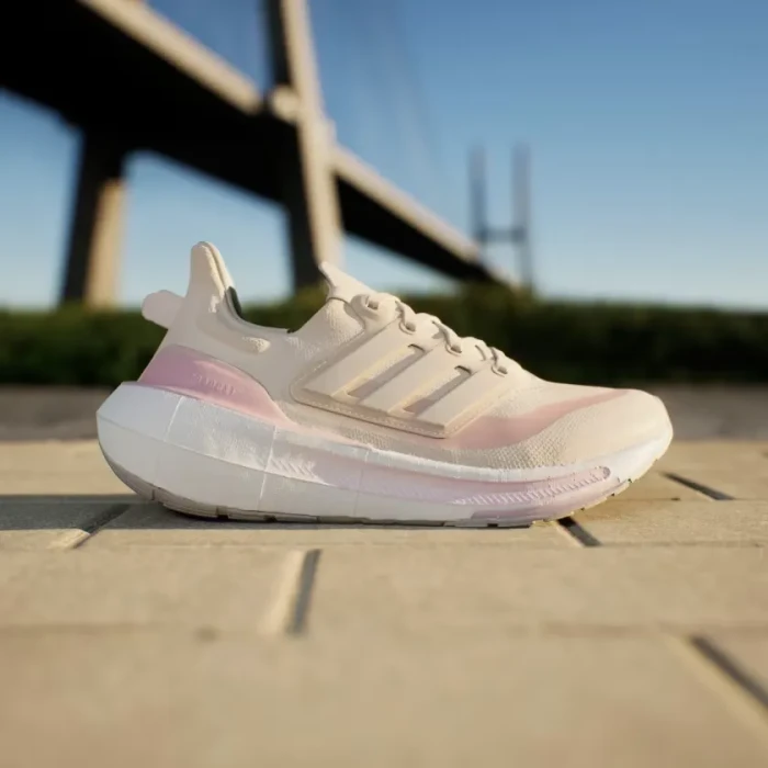 adidas Ultraboost Light chalk white/clear pink (Damen)