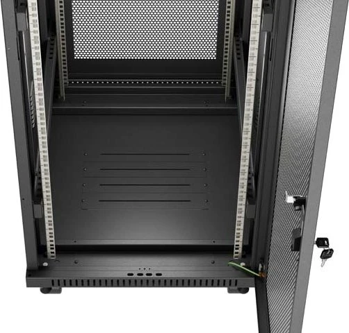 Lanberg 19" Rackschrank 32HE, LCD, freistehend, Flat Pack, Gitternetztür, IP20, RAL 9004, 800mm tief