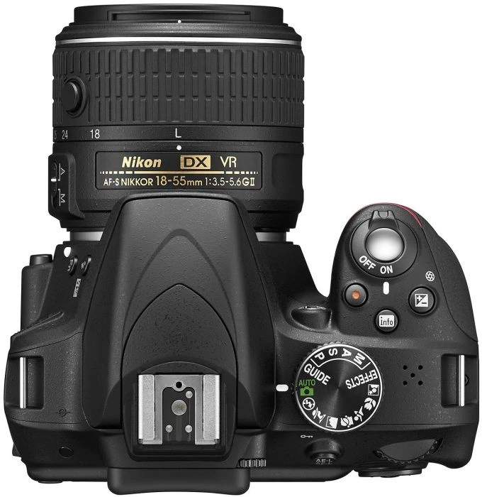 Nikon D3300 schwarz mit Objektiv AF-P DX 18-55mm 3.5-5.6 G VR und AF-S DX 55-200mm 4.0-5.6 G ED II VR