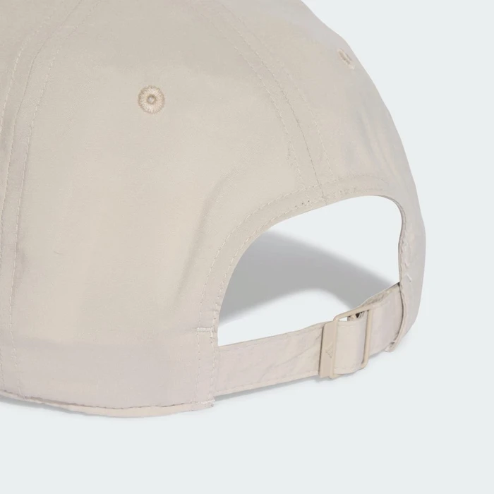 adidas New Logo Embroidered Baseball Kappe beige/weiß