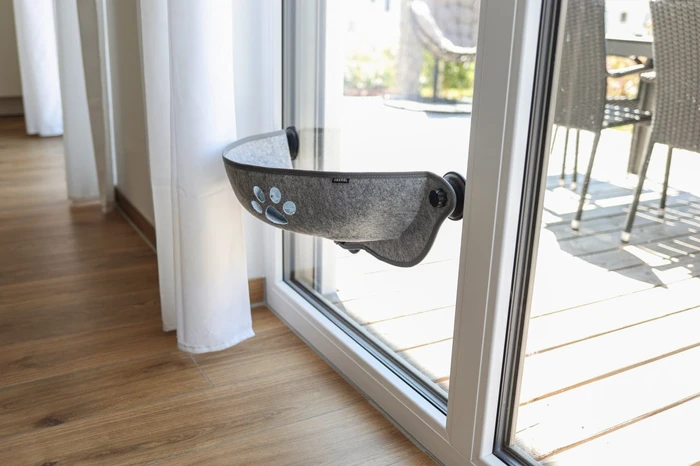 Kerbl Fensterliegebett Filzino, grau, 70x26x26cm