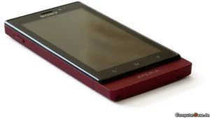 Sony Xperia Sola rot