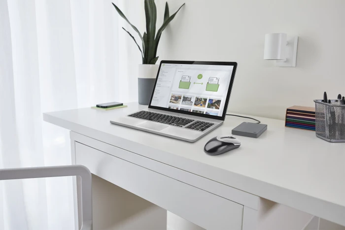 Seagate Basic Portable Drive, 1TB, USB 3.0 Micro-B