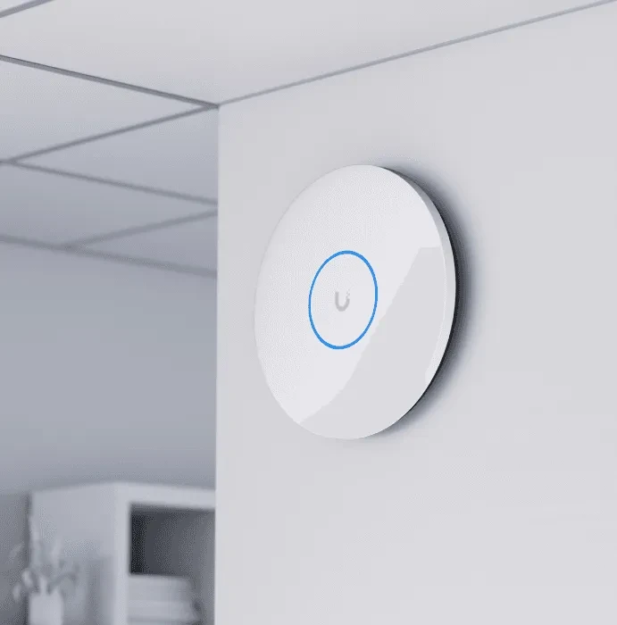 Ubiquiti UniFi 7 Pro XGS