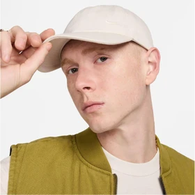 Nike Club unstrukturierte Kappe light orewood brown/sail