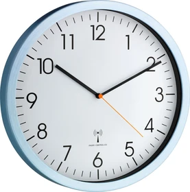 TFA Dostmann Analoge Funk-Wanduhr mit Aluminium-Rahmen hellblau