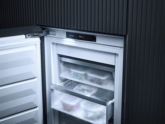 Miele FNS 7470 D