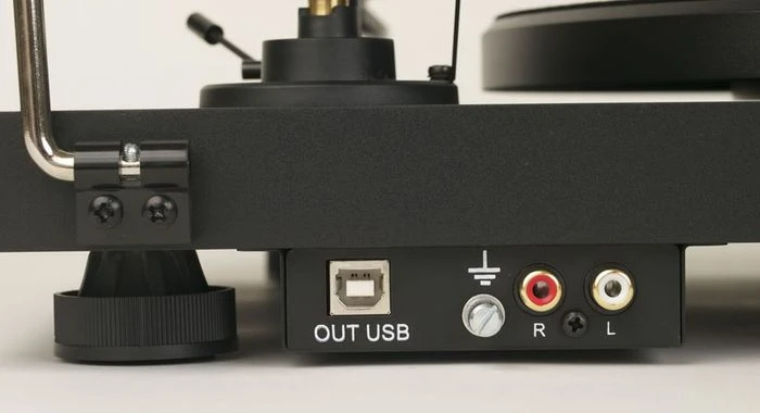 Pro-Ject Debut Carbon Phono USB (DC) grün