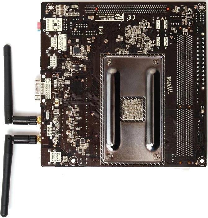 Zotac A55-ITX Wi-Fi B Series (AMD FM2)