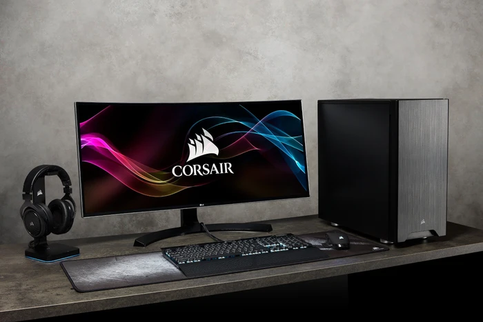 Corsair Carbide Series 275Q schwarz, schallgedämmt