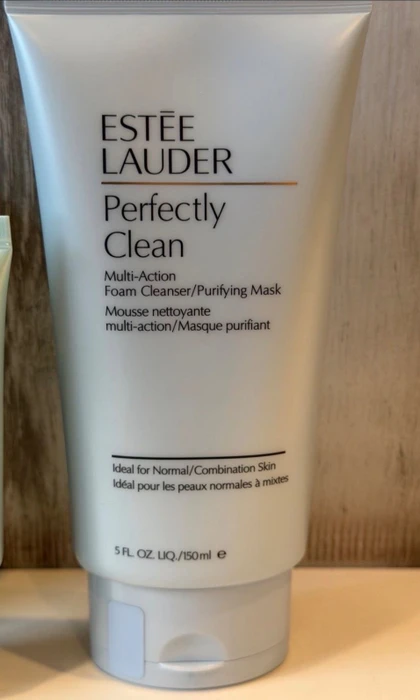 Estée Lauder Perfectly Clean Multi-Action Foam Cleanser, 150ml