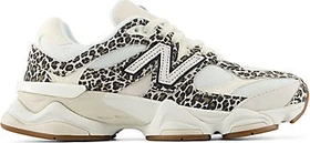 New Balance 9060 linen/sea salt/gum 020