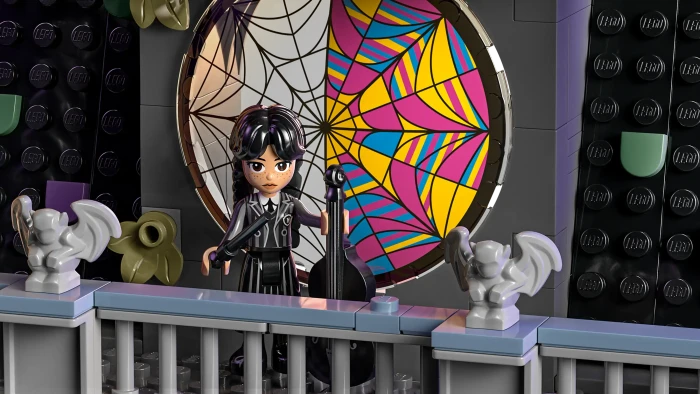 LEGO Wednesday - Wednesdays und Enids Zimmer im Studentenwohnheim