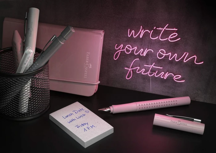 Faber-Castell Füller Grip 2010 rose shadows, rechte Hand/linke Hand, fein