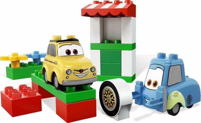 LEGO DUPLO Cars - Unterwegs mit Luigi und Guido