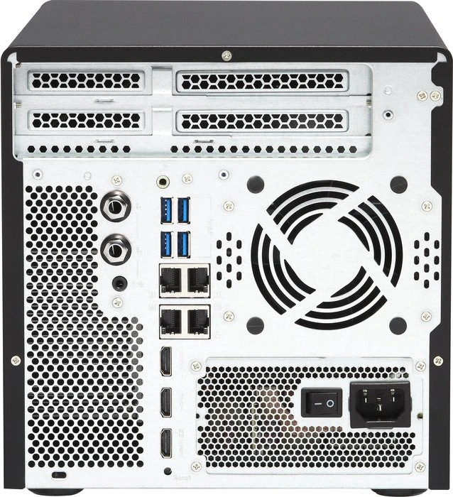 QNAP TVS-682-i3-8G, 8GB RAM, 4x RJ-45 1000Base-T, 5x USB-A 3.0