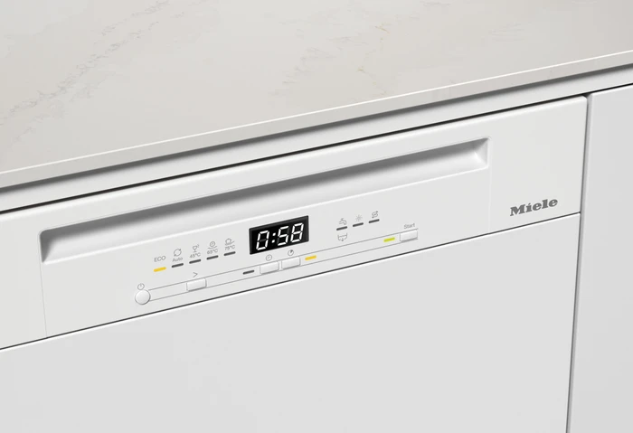 Miele G 5811 SCi Active Plus brillantweiß
