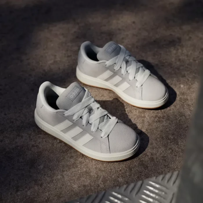 adidas Grand Court 00S grey two/off white/gum (Junior)