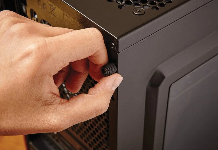 Corsair Carbide Series 88R, Acrylfenster