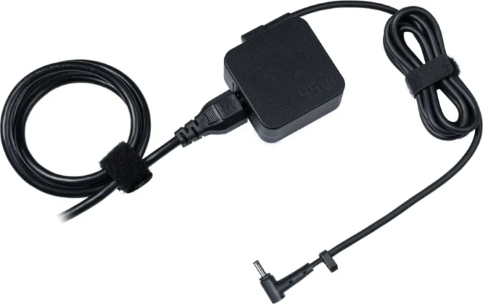 ASUS AC45-00B (ADP-45ZE B) DC Netzteil, 45W
