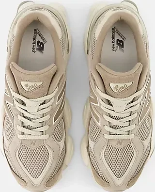 New Balance 9060 mushroom/arid stone