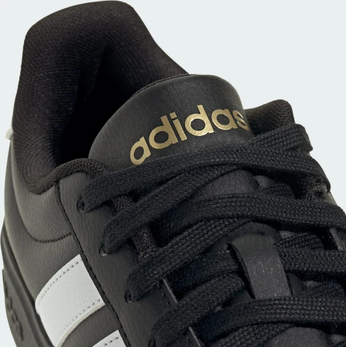 adidas Streettalk core black/cloud white/gold metallic (Damen)