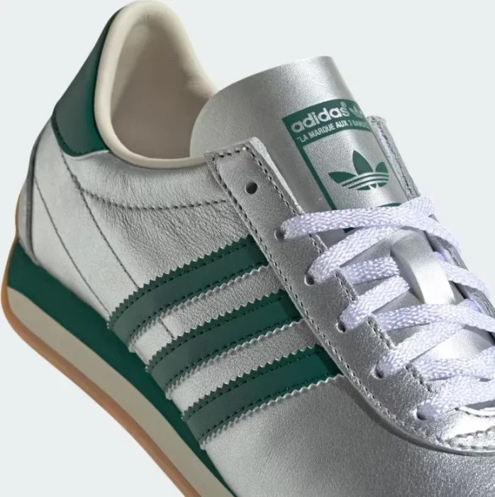 adidas Country OG silver metallic/collegiate green/cream white