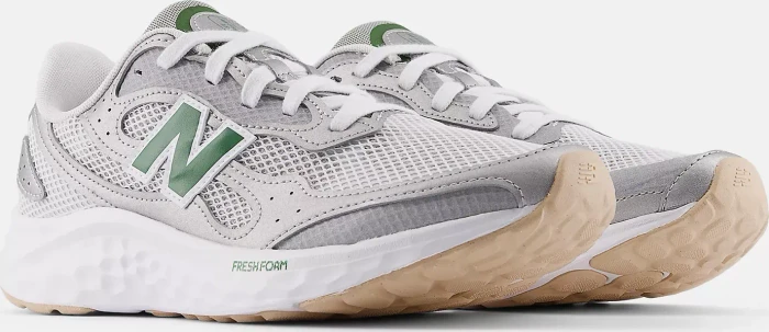 New Balance Fresh Foam Arishi v4 Tiralux raincloud/silver metallic/dark alpine green (Herren)