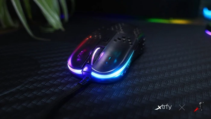 Xtrfy MZ1 "Zy's Rail" schwarz, USB
