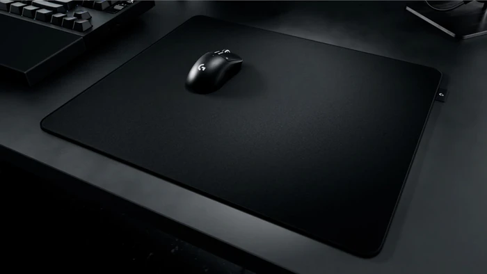 Logitech G Pro X Control Gaming Mousepad, 460x400mm, schwarz