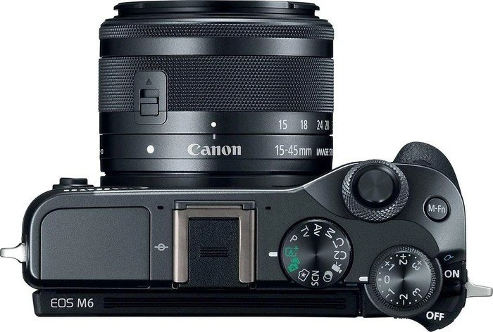 Canon EOS M6 schwarz mit Objektiv EF-M 15-45mm 3.5-6.3 IS STM