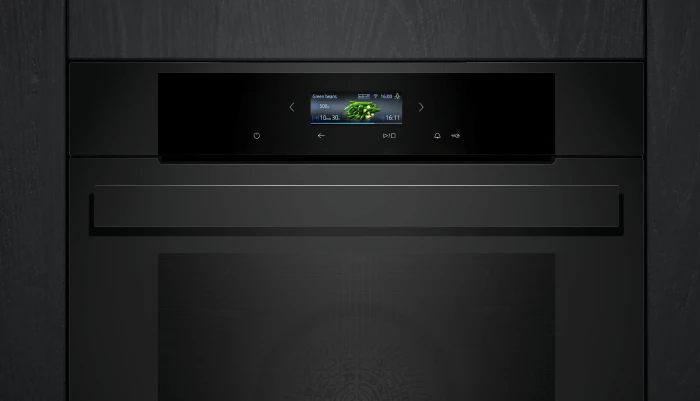 Siemens iQ700 HB974GLM1 Backofen