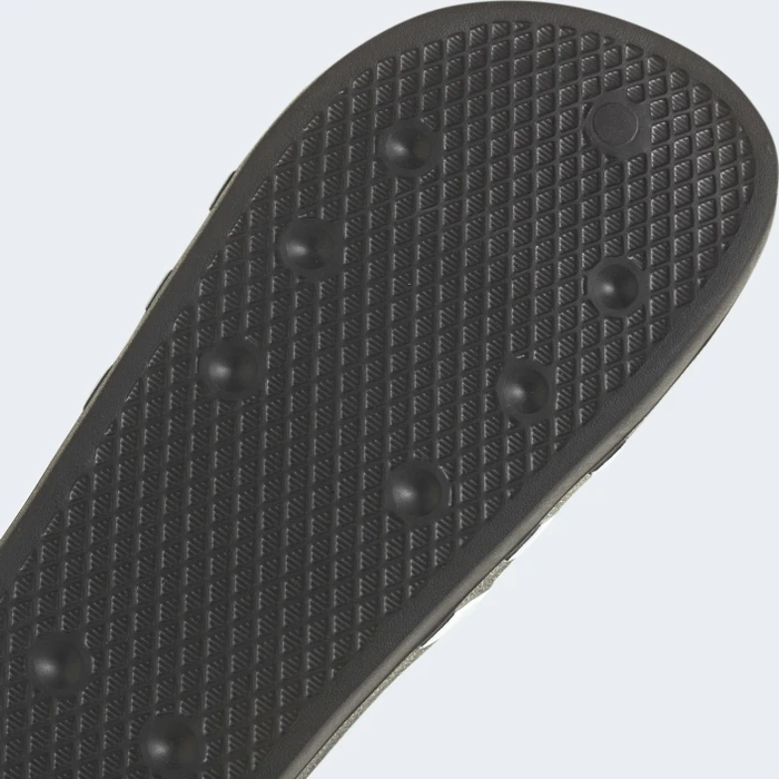 adidas Adilette core black/cloud white