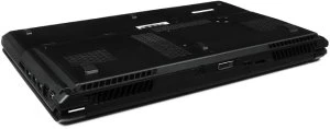 Schenker XMG P502-5OC, Core i7-3630QM, 8GB RAM, 256GB SSD, 750GB HDD, GeForce GTX 675MX, DE