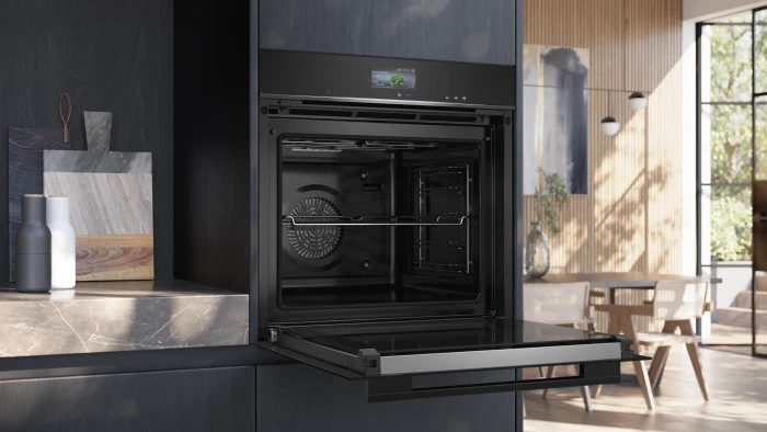 Siemens iQ700 HR776G3B1 Backofen mit Dampfunterstützung