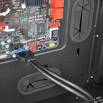 Thermaltake Core V71, Acrylfenster