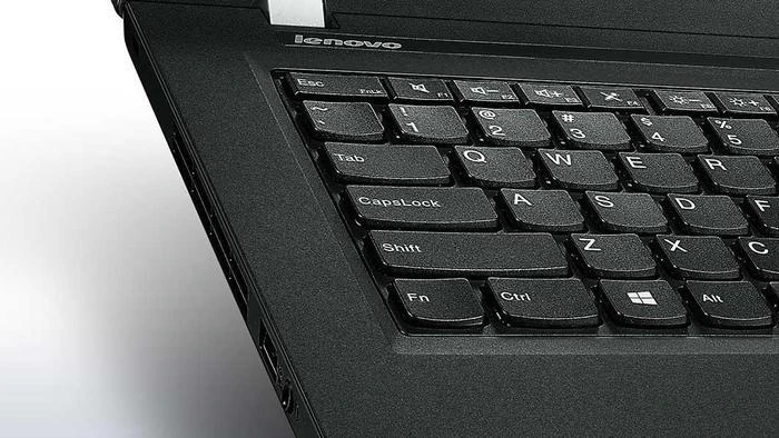 Lenovo ThinkPad Edge E460, Core i5-6200U, 8GB RAM, 256GB SSD, Radeon R7 M360, DE