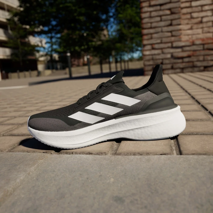 adidas Ultraboost 5x core black/cloud white/carbon