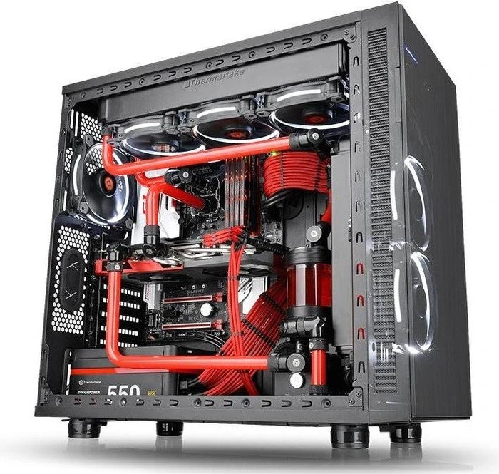 Thermaltake Suppressor F31, Acrylfenster, schallgedämmt