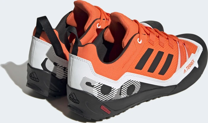 adidas Terrex Swift Solo impact orange/core black/crystal white
