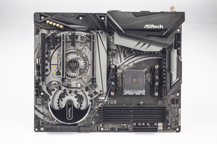 ASRock X470 Taichi (AMD AM4)