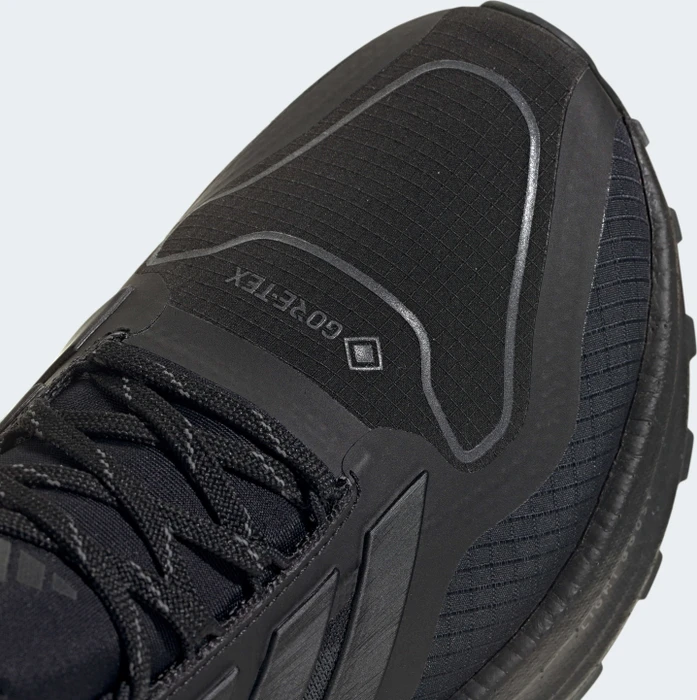 adidas Ultraboost 5 GTX core black/carbon (Damen)