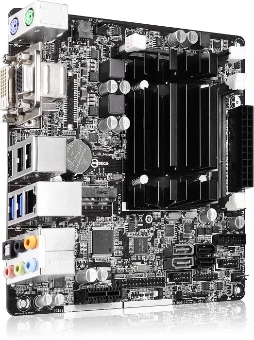 ASRock Q1900-ITX