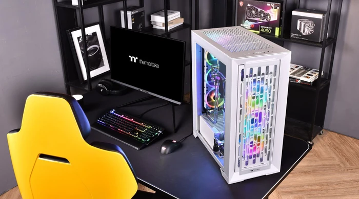 Thermaltake CTE T500 TG ARGB Snow, weiß, Glasfenster